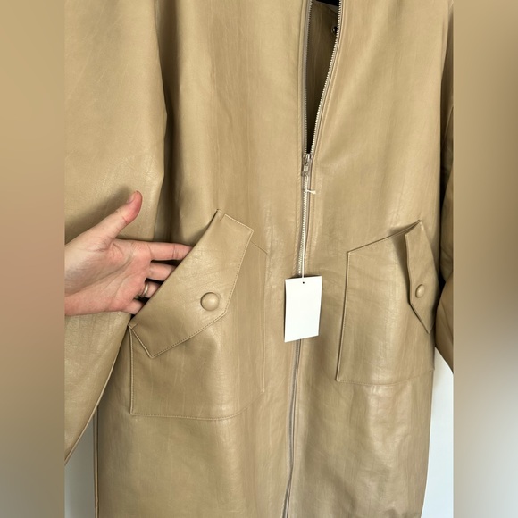 ❌❌❌SOLD!THE FRANKIE SHOP New Beige Jesse Faux-Leather Jacket NWT! Size XS-S - Picture 11 of 15